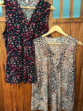 Dana Buchman Multi-Colored Patterned Sleeveless V-Neck Camisoles 2-pack Large